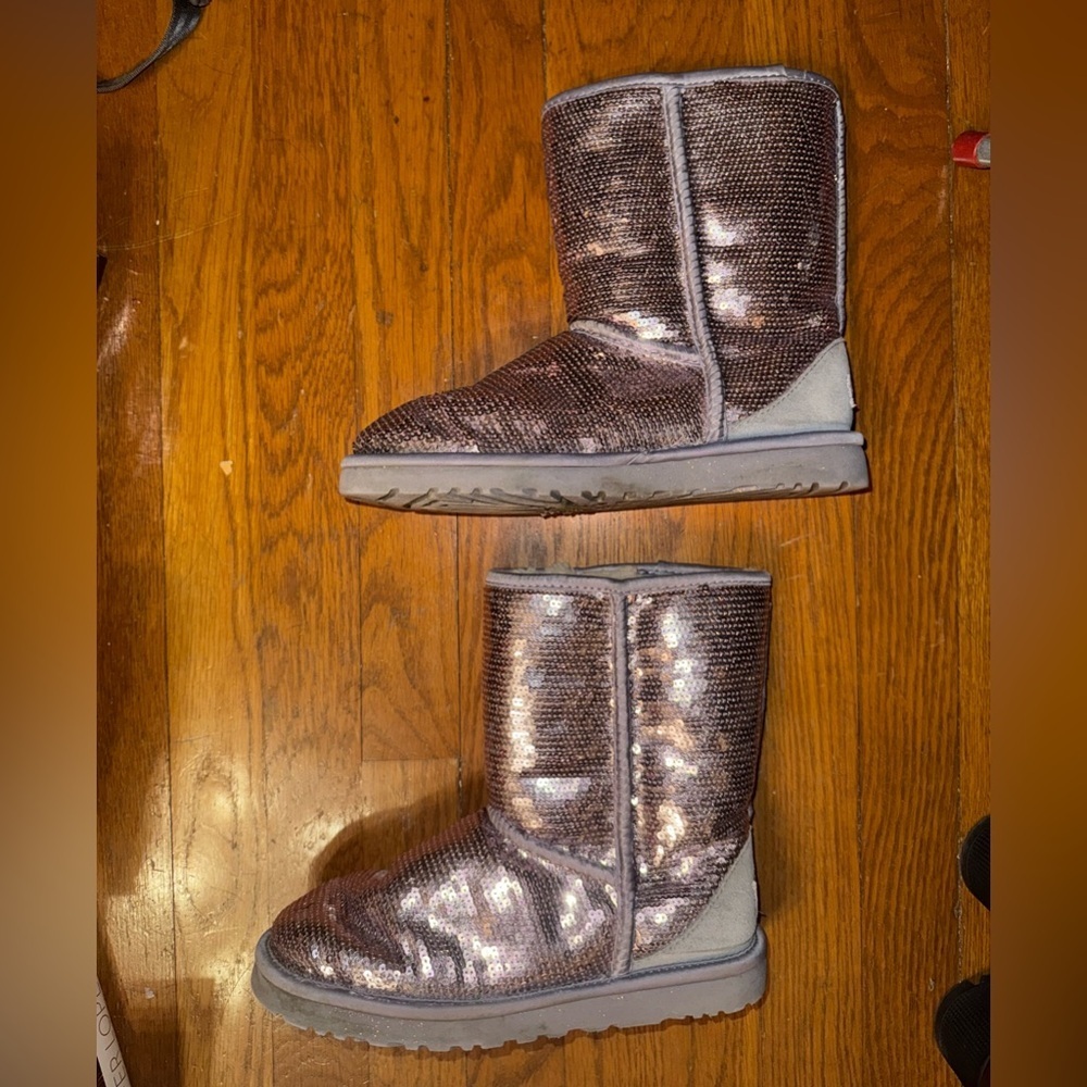 CHAMPAGNE LIGHT LILAC UGG Cream winter fall Boot silver gold fur sequin glitter - Picture 2 of 7